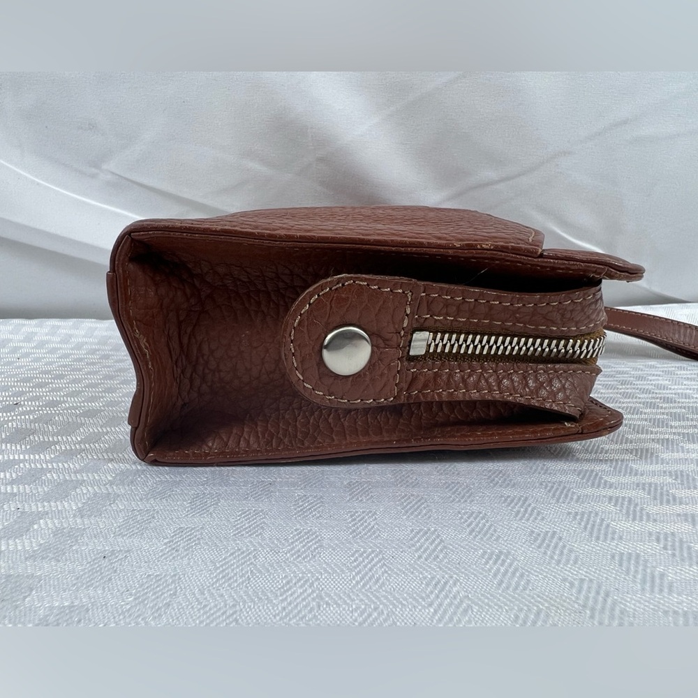 Burberrys of London Brown Pebbled Leather Wristlet with Plaid Lining (Vintage) - Picture 5 of 13